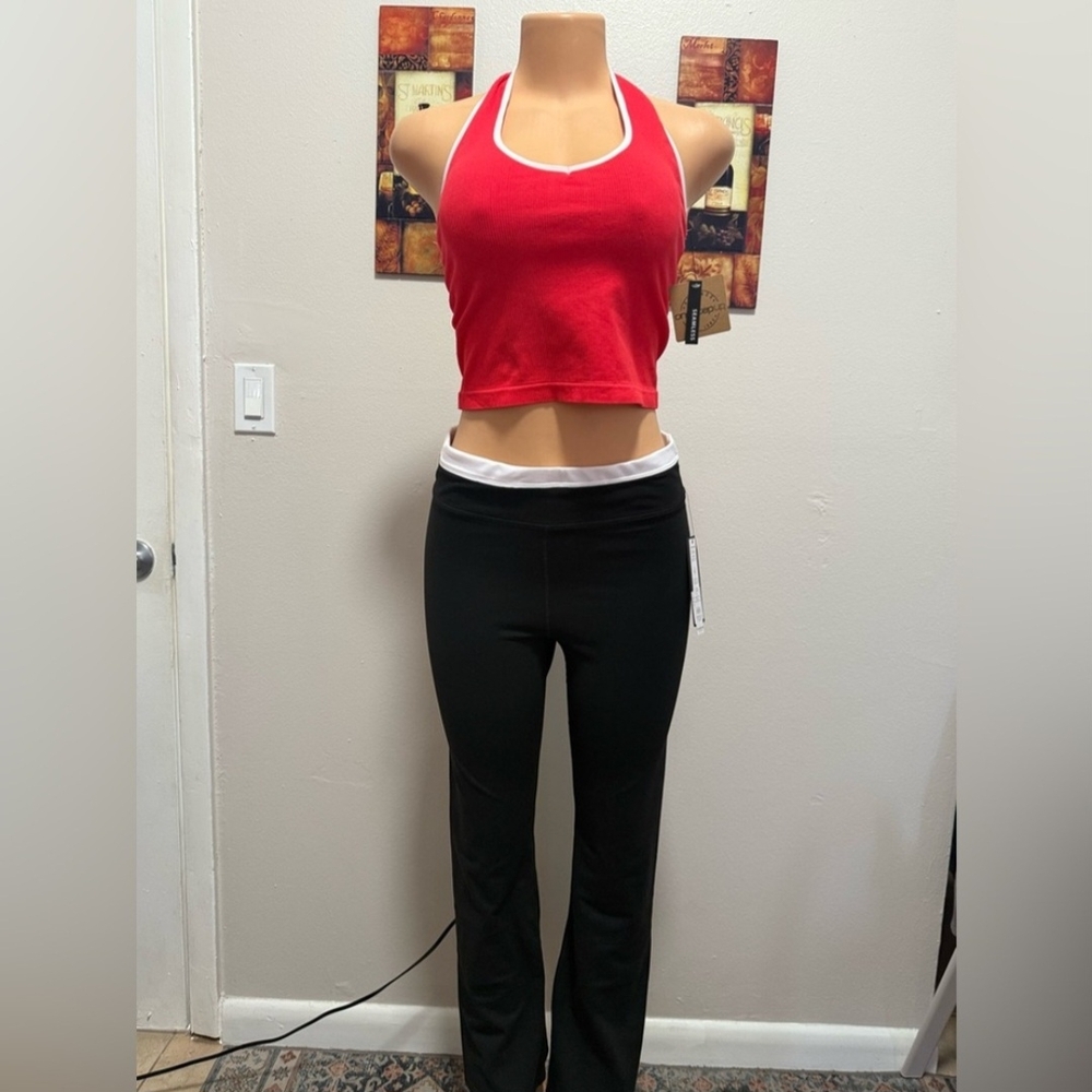 NWT Halter Crop Top Red/white Size 2X - Picture 2 of 5